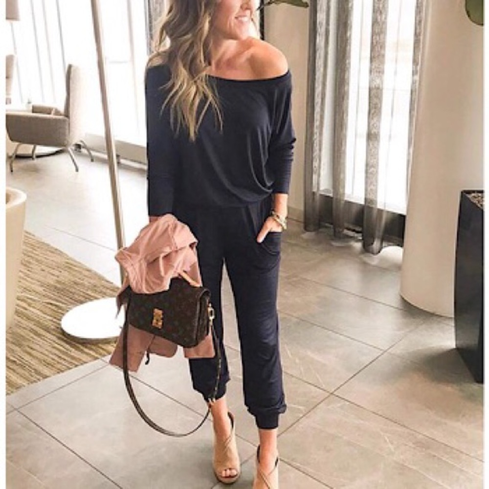 🆕One Off Shoulder Elastic Waist Romper w Pockets